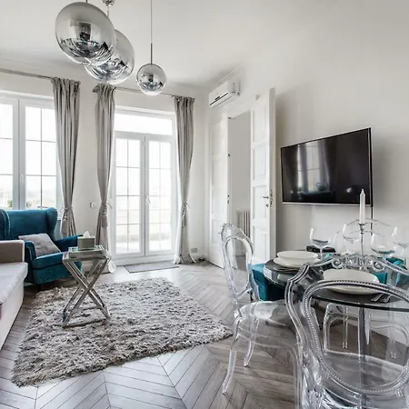 Apartment Eye Of Penthouse Budapest